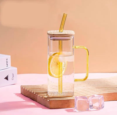 Square Pirex mug with straw