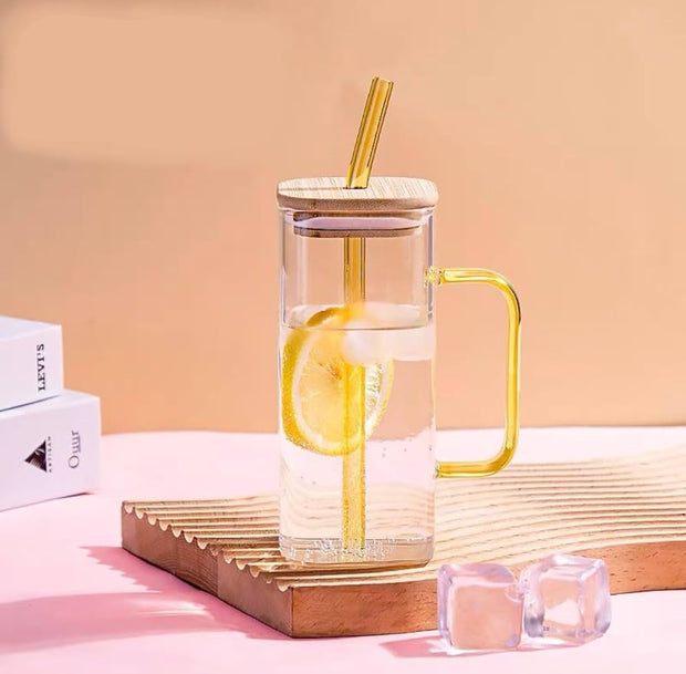 Square Pirex mug with straw